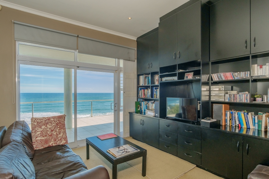 5 Bedroom Property for Sale in Misty Cliffs Western Cape